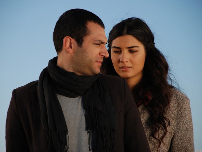 Кадър от сериала "Гордата Аси".