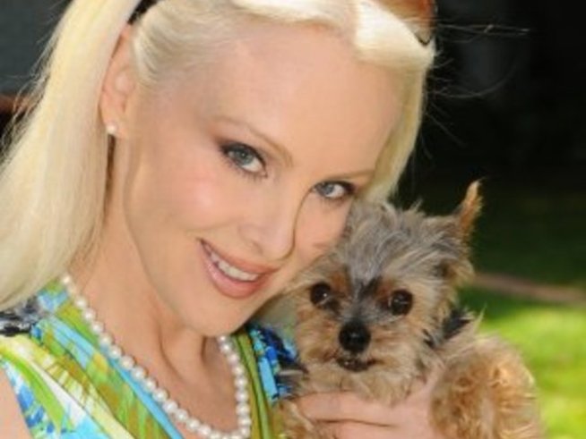 Дона Спaнглър спасява животни