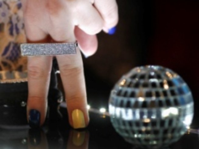 Лак за нокти – пъстроцветна дъга