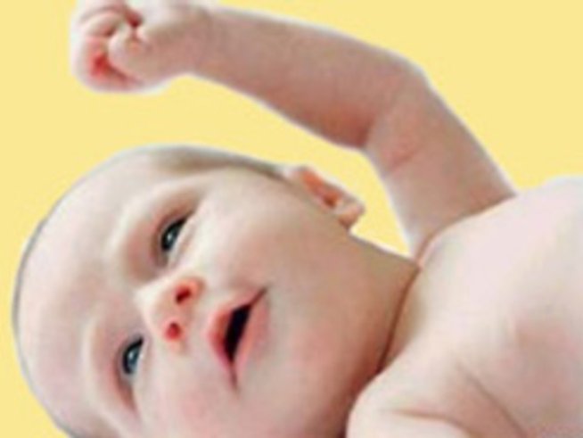 Французойка на 59 години роди тризнаци