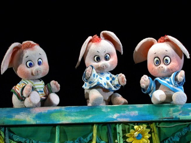 Снимка: Столичен куклен театър "Трите прасенца"