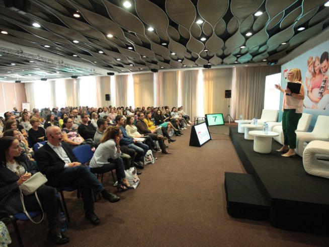 Снимки: Димитър Кьосемарлиев, Investor Media Group