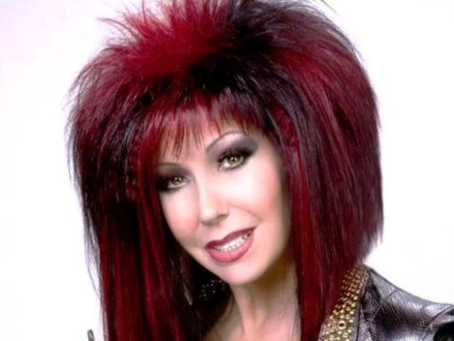 Коя от българските звезди наистина може да пее