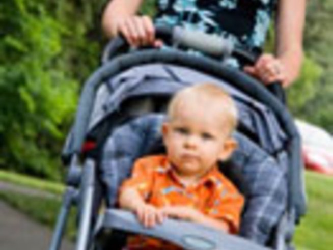 Ежедневието на майките с колички и деца в София