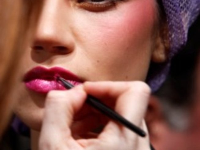 Краткият път между дневен и нощен грим