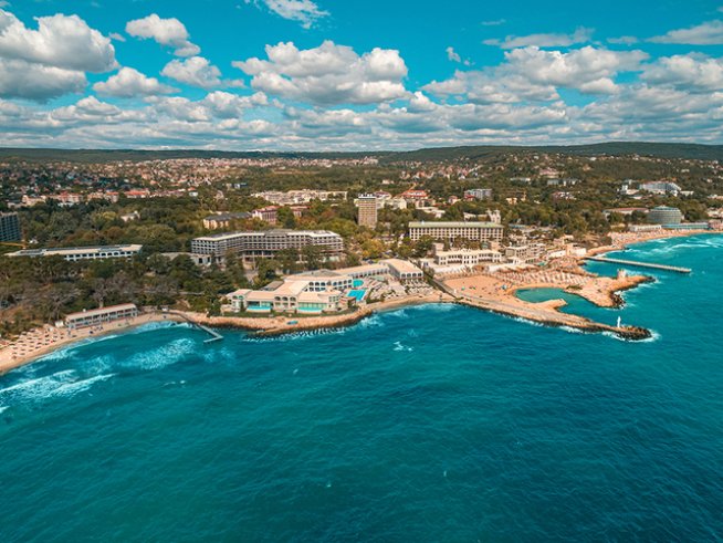 Снимка: Курорт Св. св. Константин и Елена.