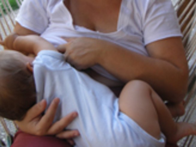 Кърмене до късно – защо пък не