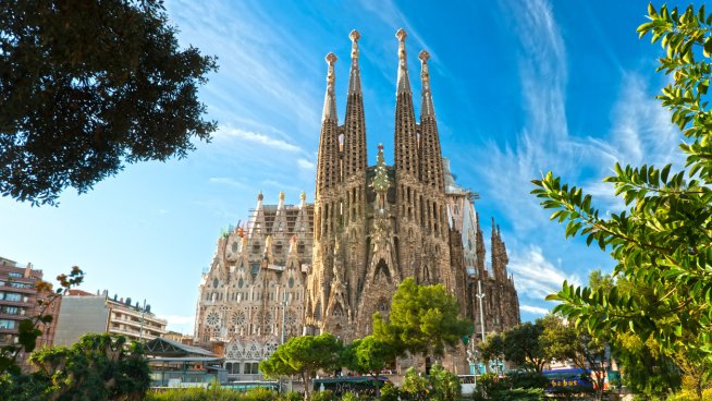 Саграда Фамилия е символът на Барселона. Снимка: istock