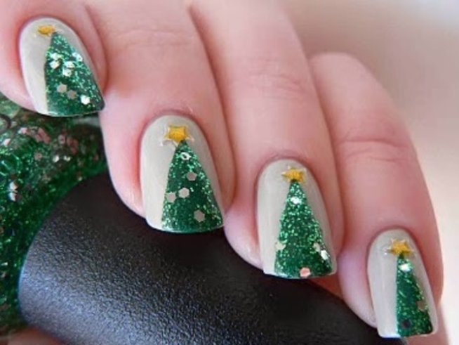 Снимка: bluetapeandnails.blogspot