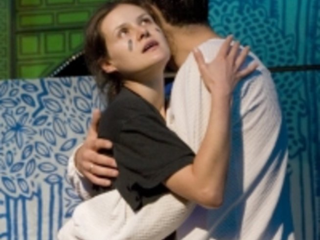 Пепеляшка в нов вариант в Младежкия