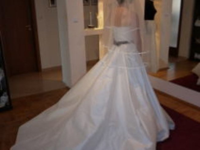 Защо напълняваме след брака