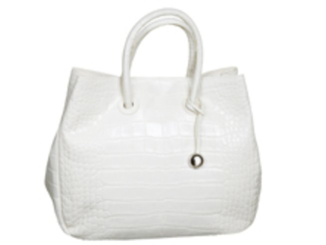 Есенна мода – чантите тип куфар са задължителни