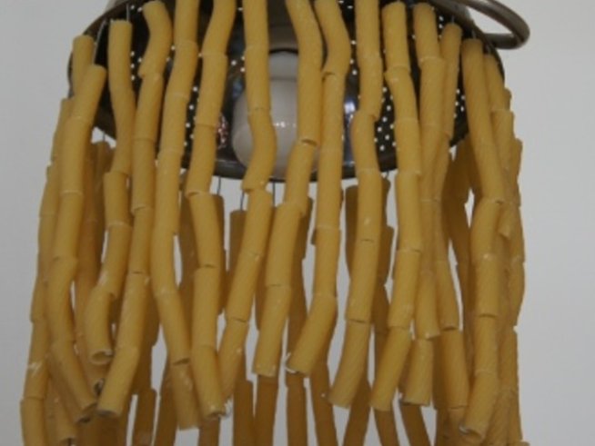 Полилей от макарони и гевгир – направи си сам