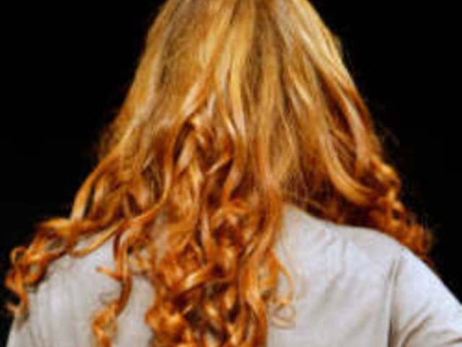 Трикове да се спасим от мазната коса