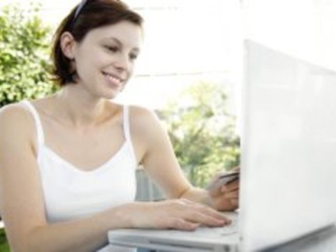 Разнежва ли ни интернет общуването?