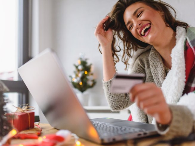 Как да се предпазим при коледното онлайн пазаруване