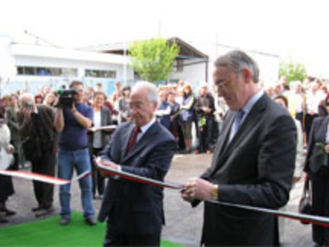 В Казанлък откриха нов завод за лекарствени субстанции