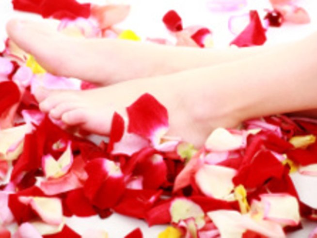 Педикюр у дома – все едно сте били в салона