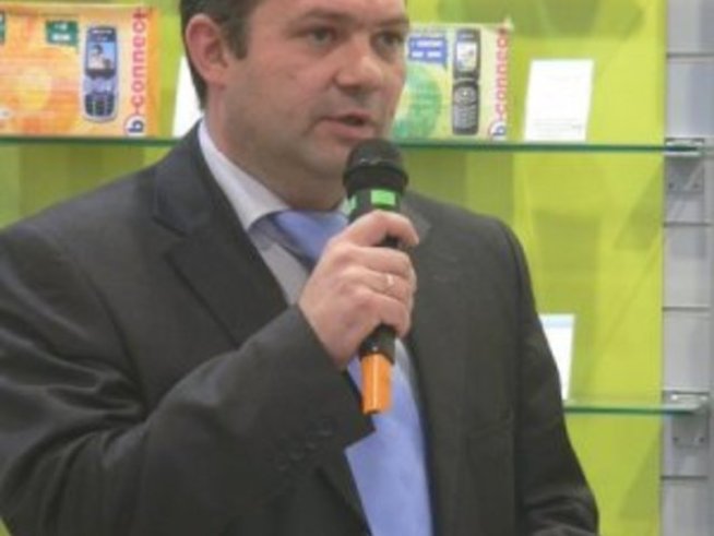 Хайде на билетите, топли, паря-я-ят!