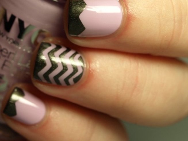 Снимка: thenailasaurus.com