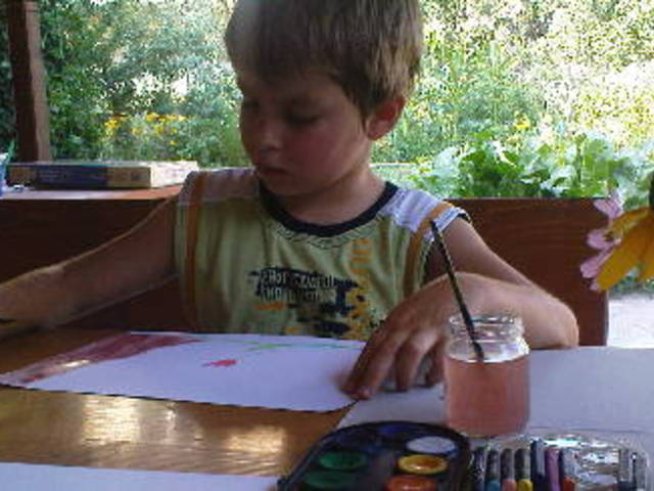 Арт-игри с децата на открито