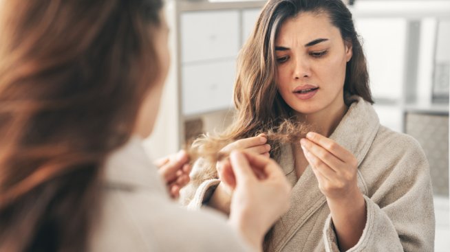 Няколко витамина са много важни за растежа на нова коса. Снимка: istock