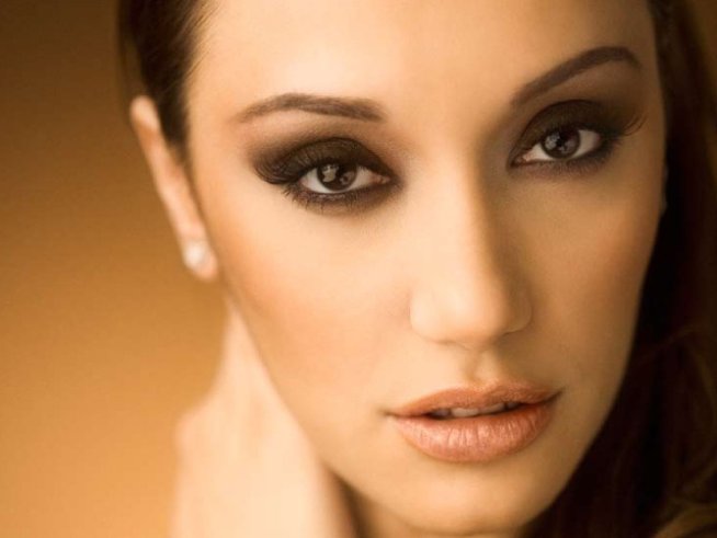 Мария Илиева обявява името на новия си сингъл тази вечер