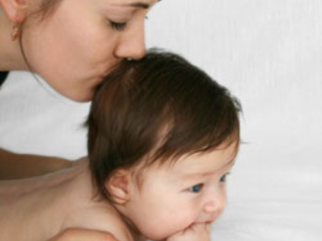 Защо все още кърмя