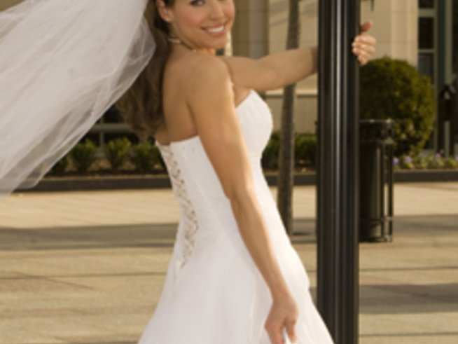 Парад „Да бъдеш булка за още един ден“