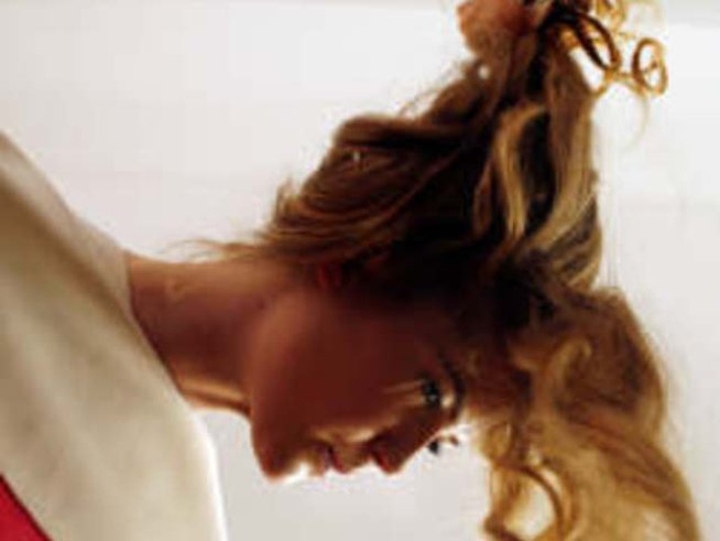 Потъмняване на бели коси с картофени обелки