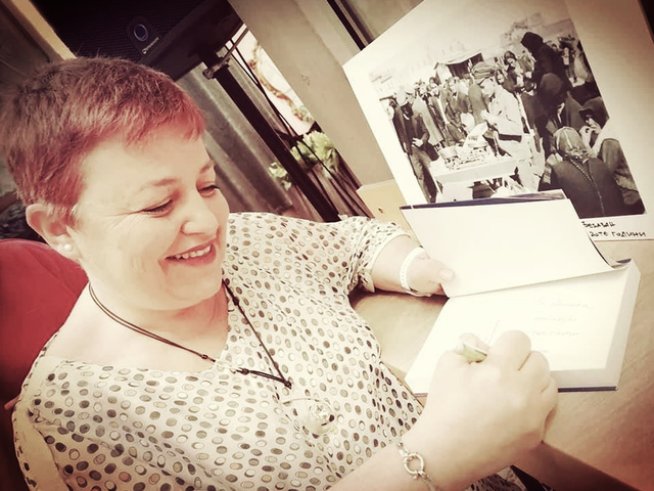 Първият роман на Жюстин Томс разказва история за човечност и прошка