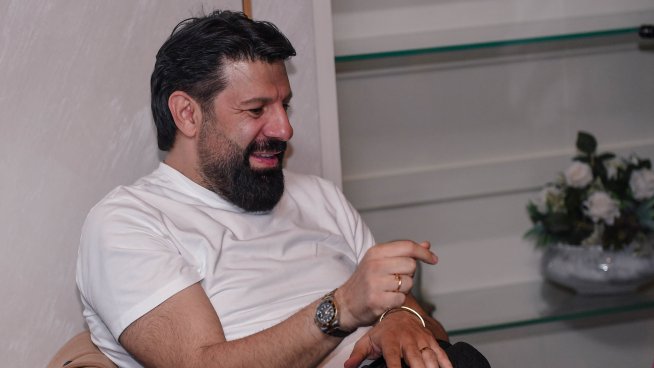 Тони Стораро заедно с Фики на премиерата на новия му горещ хит