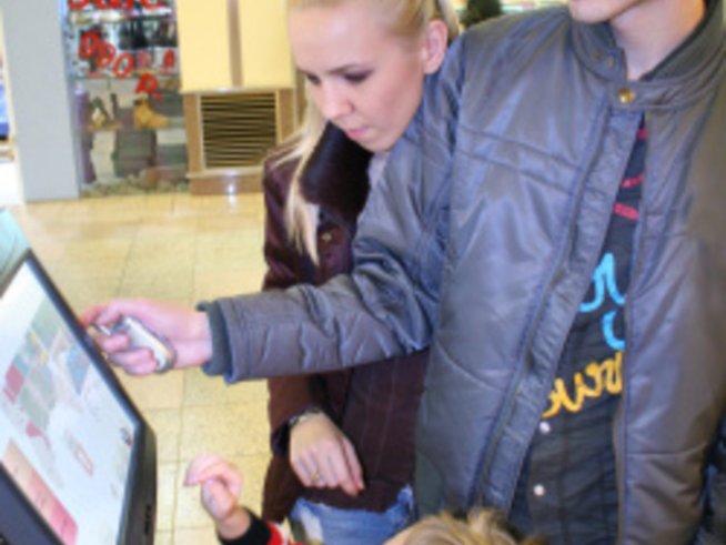 С дете на пазара