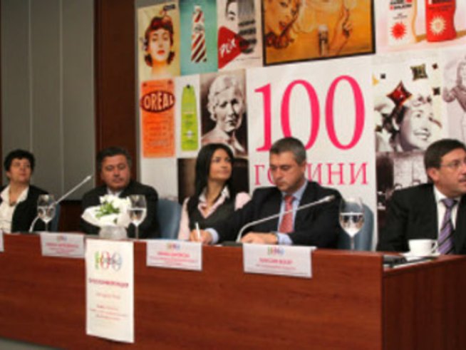 Благотворителен проект дари рампи и асансьор за студенти в неравностойно положение