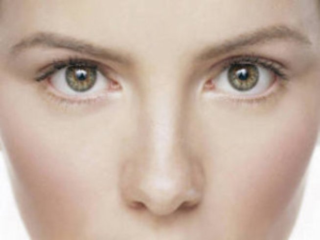 Маска с мед за запушени пори и черни точки