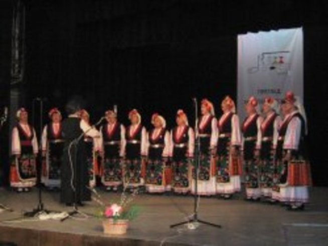 Уникален форум за песенно народно творчество се проведе в с. Кортен