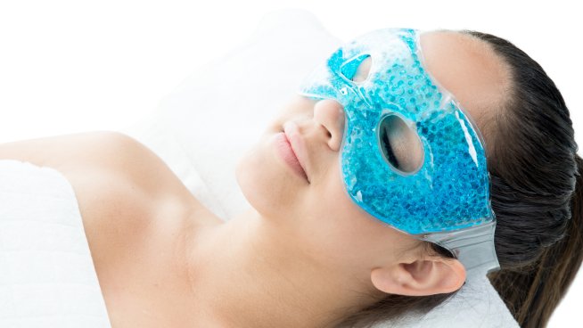 3 ползи от охлаждащите гел маски за очи.Снимка: istock