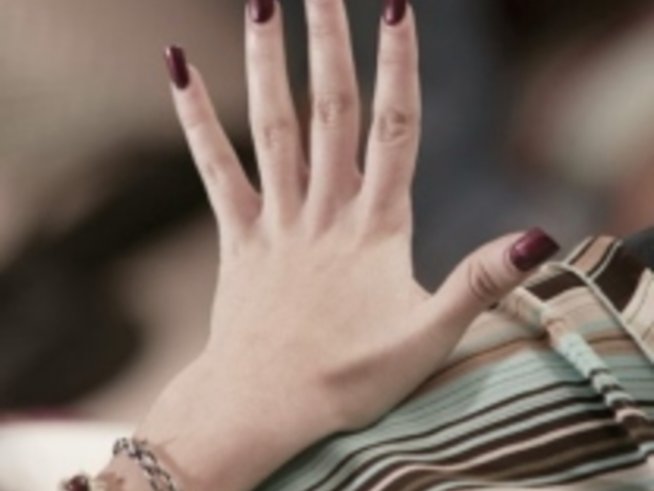 Удължаването на ноктите предизвиква алергии