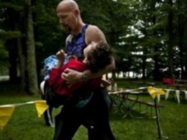 Наричат го най-всеотдайният баща