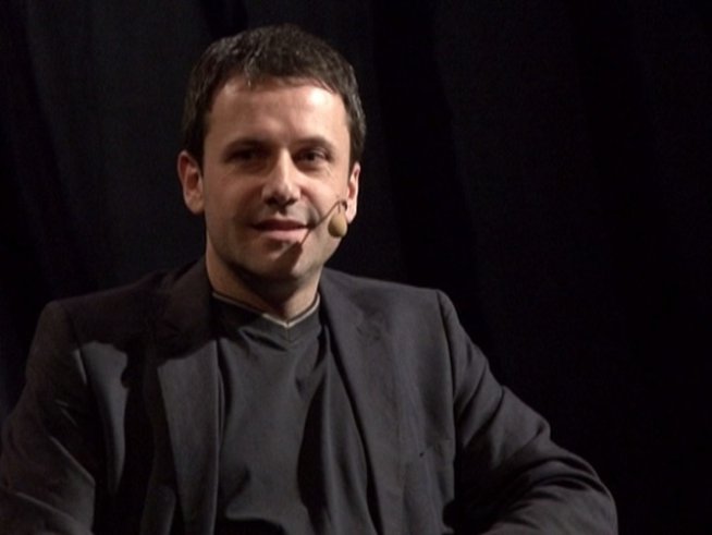 Явор Гърдев: Театърът няма право да бъде демоде