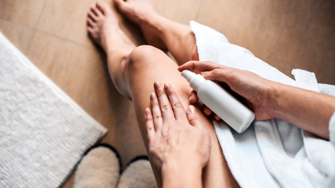 Освен от вътрешна стимулация, кожата се нуждае и от външна грижа. Снимка: istock