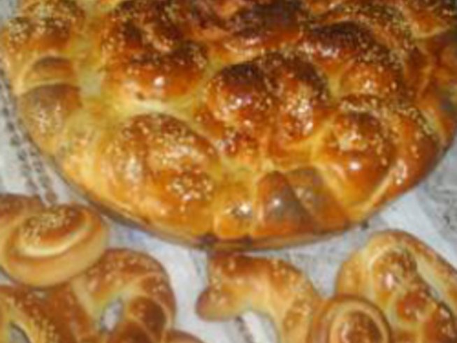 Погача на 40-ия ден – бебето заема мястото си сред хората