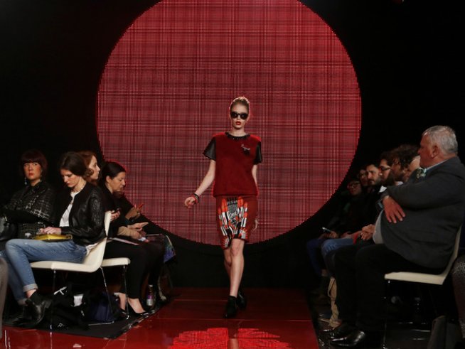 Тоалет от есенно-зимната колекция на Холи Фултън  Снимка: Reuters