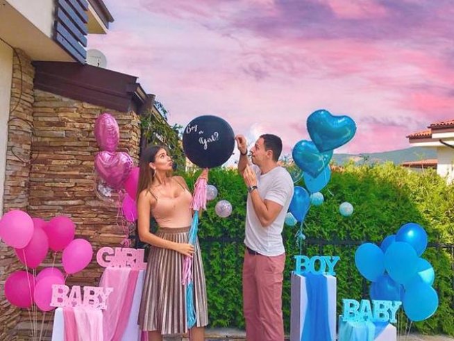 Алекс и Дани. Снимка: facebook Aleksandra Bogdanska-Petkanova