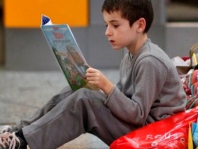 Как да обясним на децата историите зад шокиращите заглавия в медиите