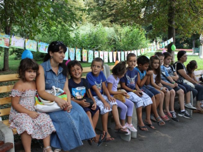 София и Русе водят надпреварата за най-четящ град на „Забавното лятно четене“ 2012