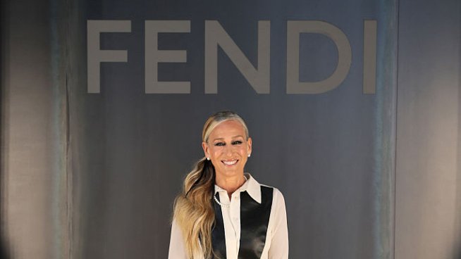 Сара Джесика Паркър бе гост на ревюто на Fendi за есен/зима&nbsp;2026&ndash;2027. Снимка: Getty