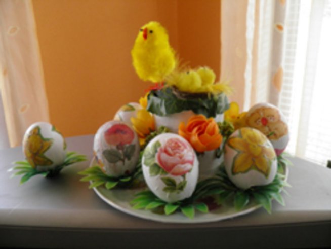 Боядисайте кухи яйца за Великден