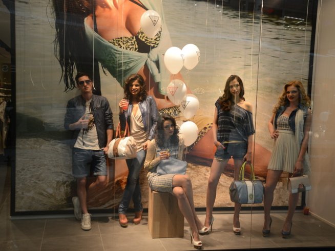 Снимка: Guess Jeans