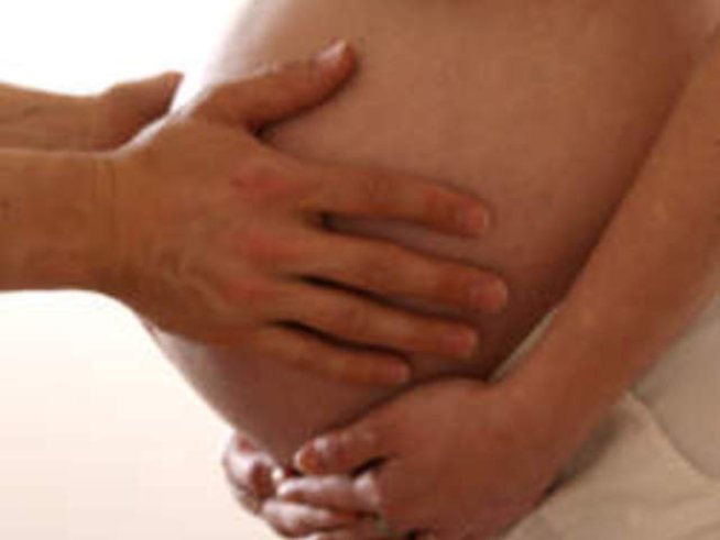 Всички признаци и ранни симптоми на бременност